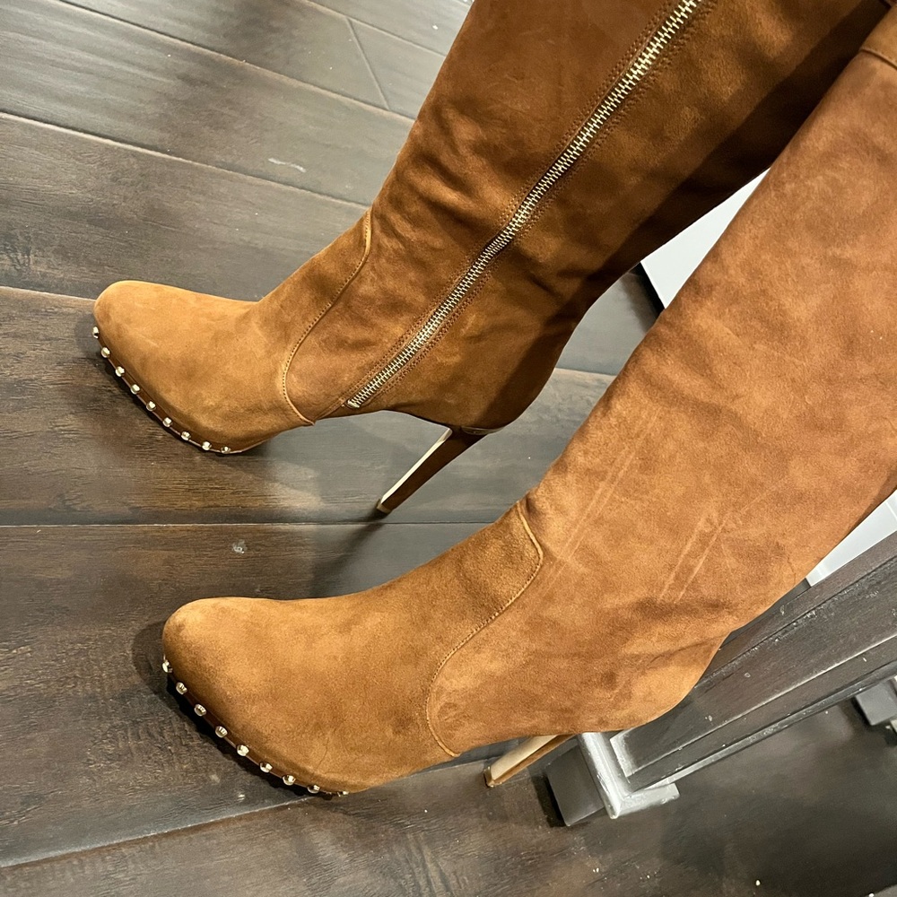 Elegant Brown Suede Knee-High Boots